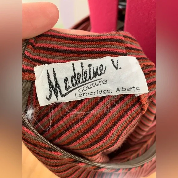 Vintage Stripped Long Sleeve Maxi Dress with Original Suede Belt - Picture 6 of 6